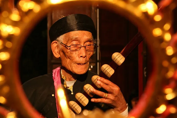 Nghệ nhân Nhân dân Nguyễn Phú Đẹ – “đệ nhất danh cầm” lưu giữ những lối đàn cổ của ca trù