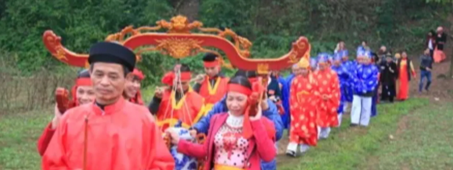 Lễ hội làng cổ Đường Lâm
