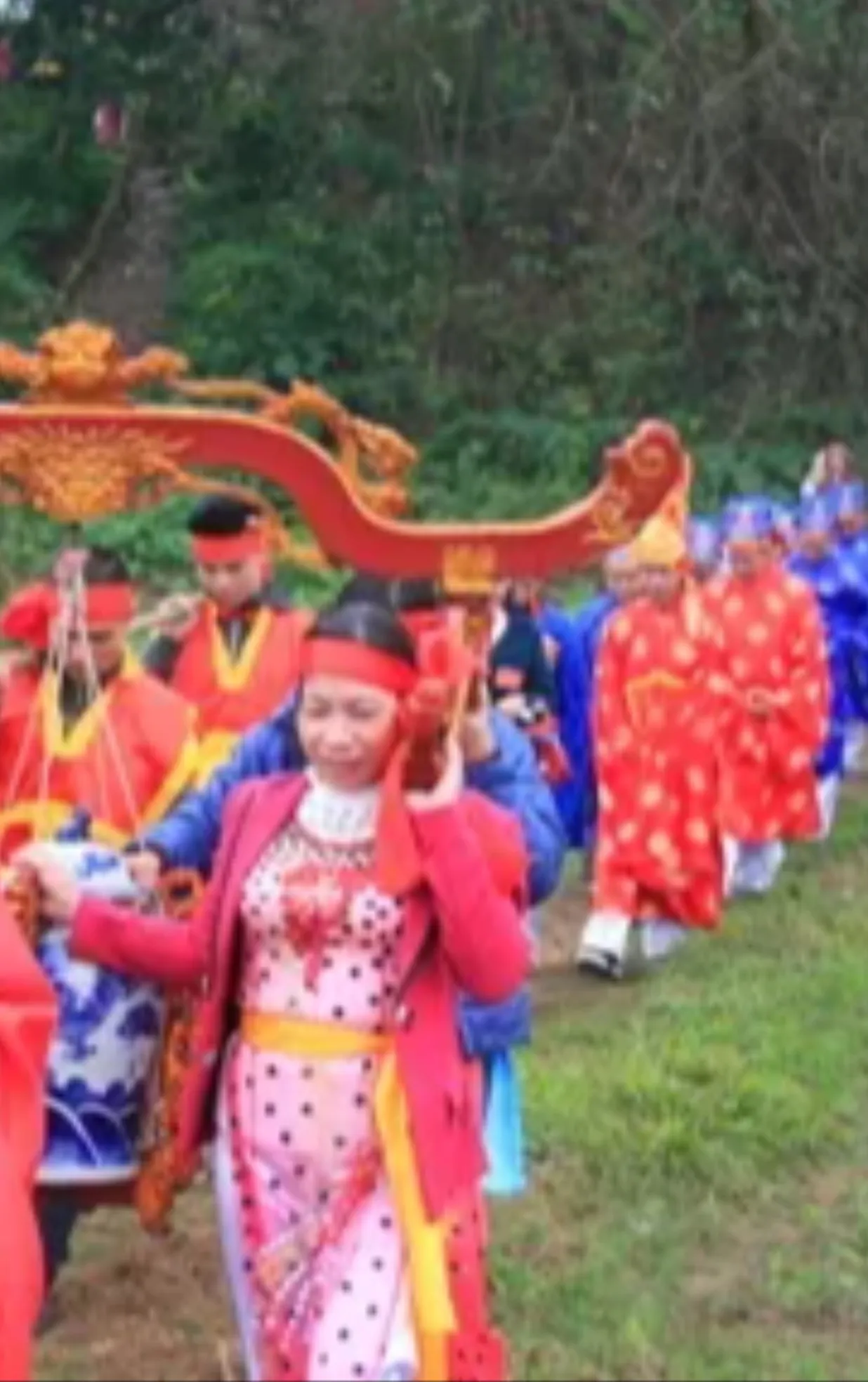 Lễ hội làng cổ Đường Lâm