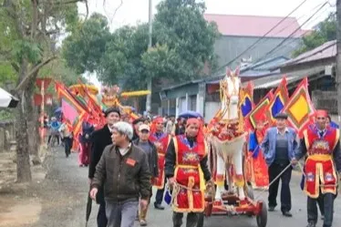 Lễ hội làng cổ Đường Lâm