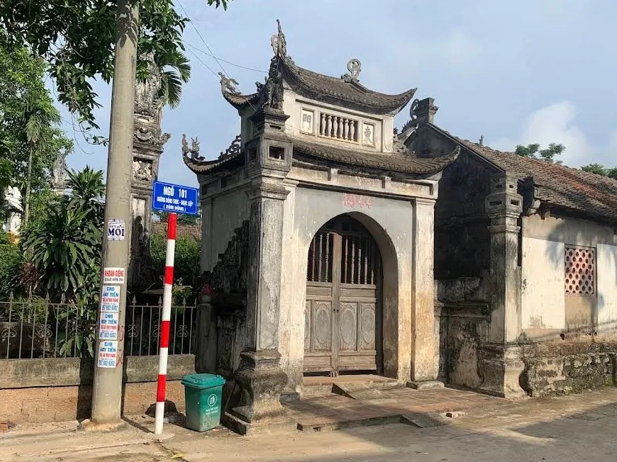 Đình Trúc Động