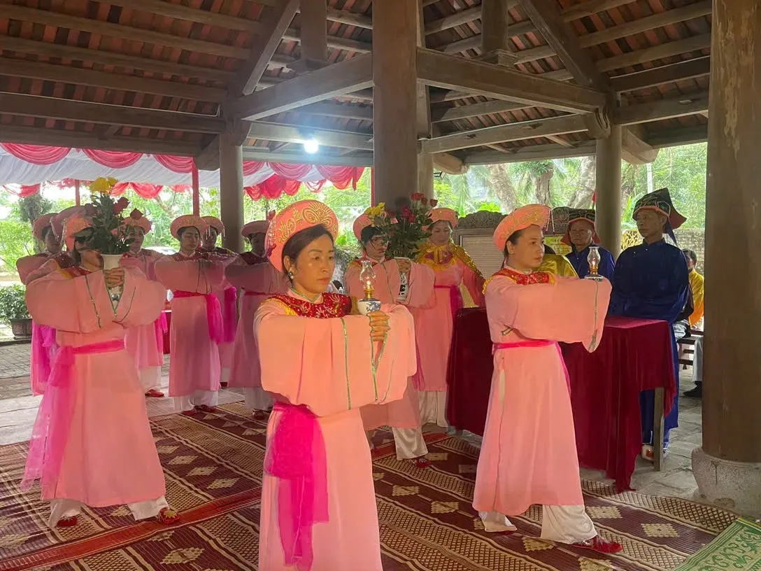 Lễ hội Đền thờ Lê Uy và Trần Khát Chân