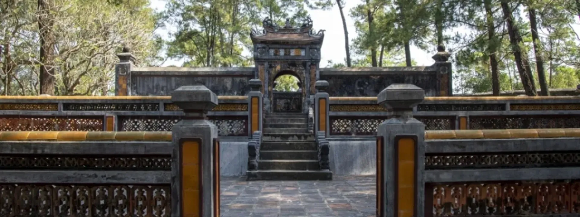 Lăng vua Kiến Phúc