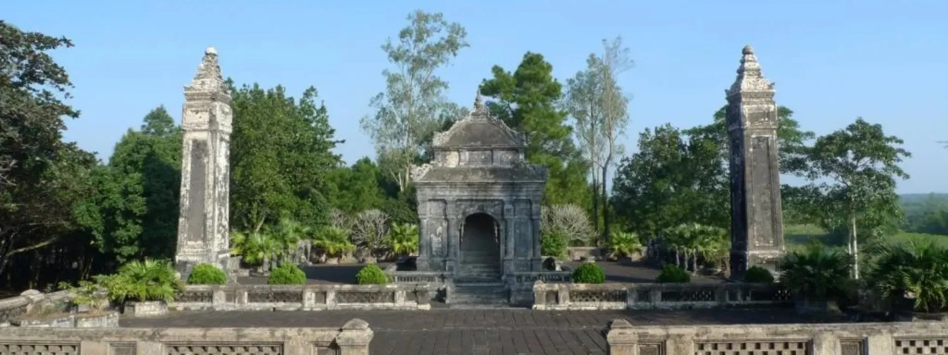 Lăng Từ Cung