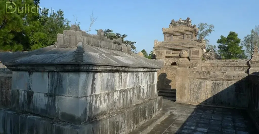 Lăng Từ Cung
