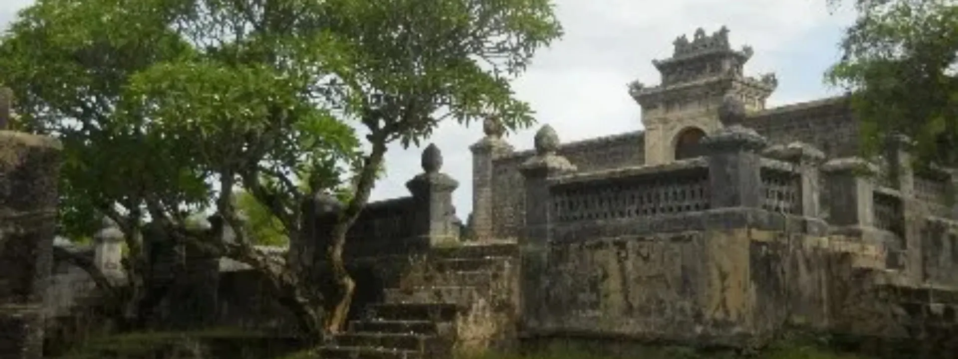 Lăng Thánh Cung