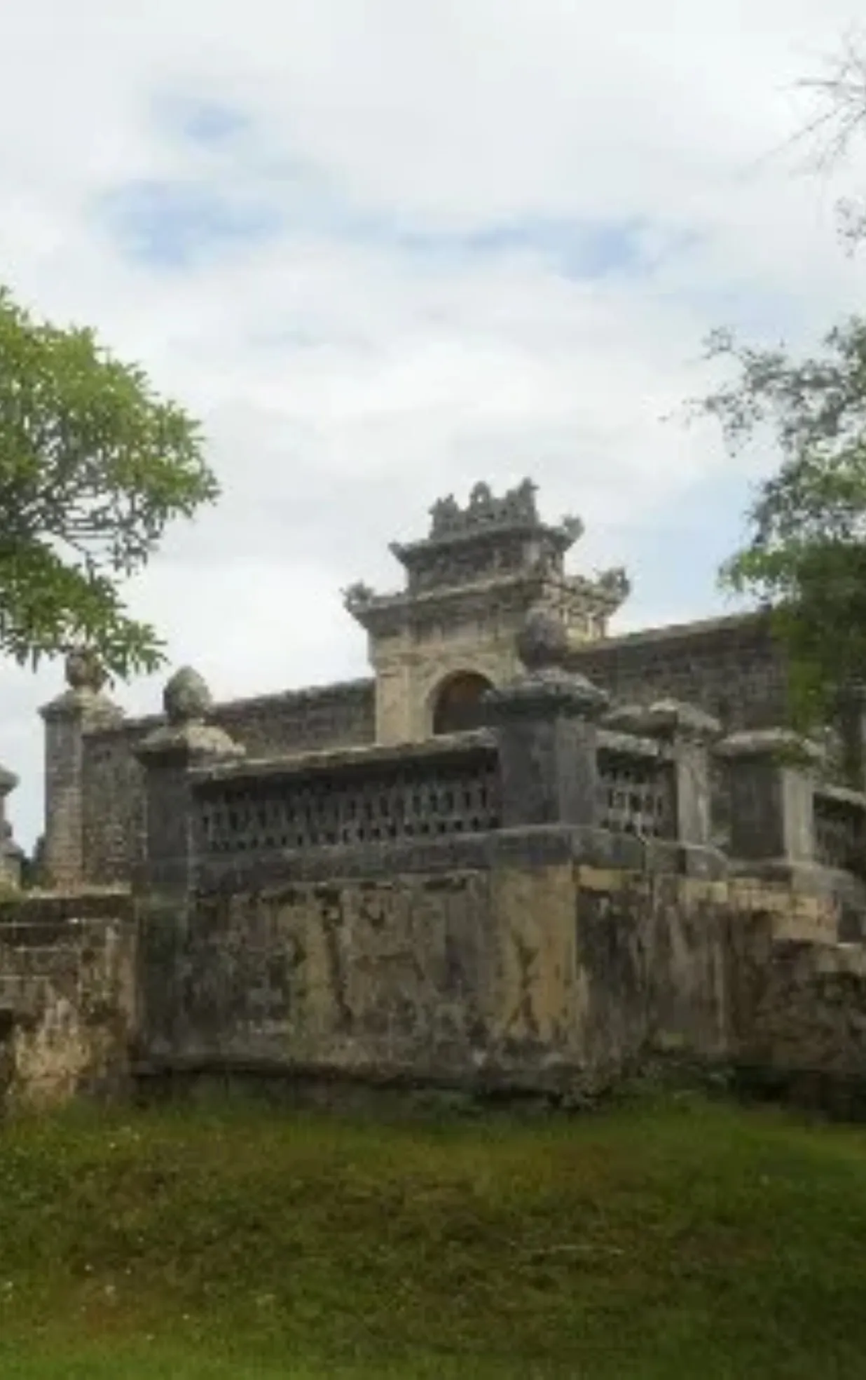 Lăng Thánh Cung
