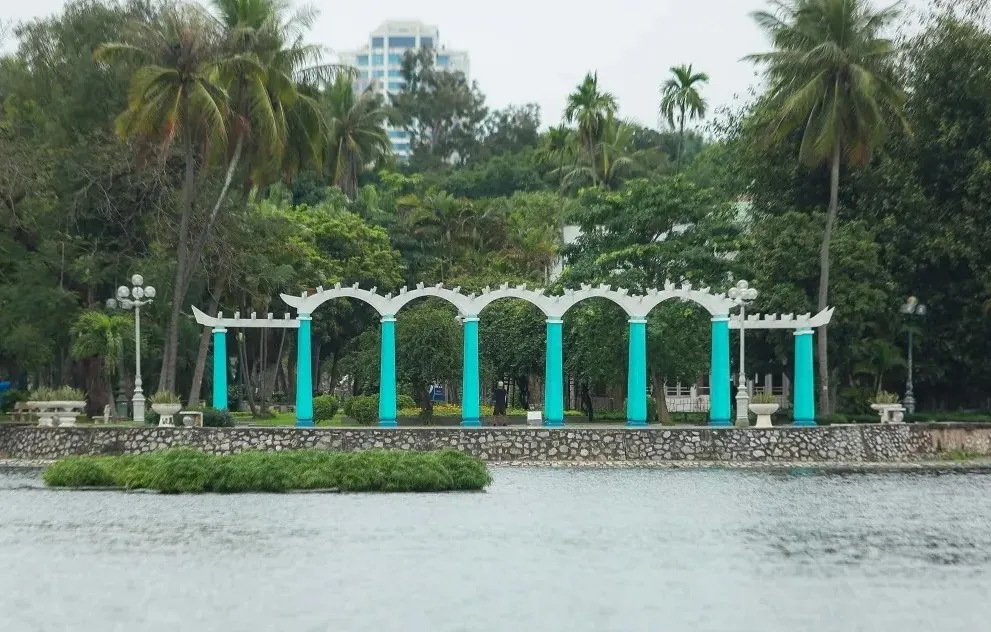 Hai Bà Trưng: Mạch phố cũ bên đền Đồng Nhân và Công viên Thống Nhất