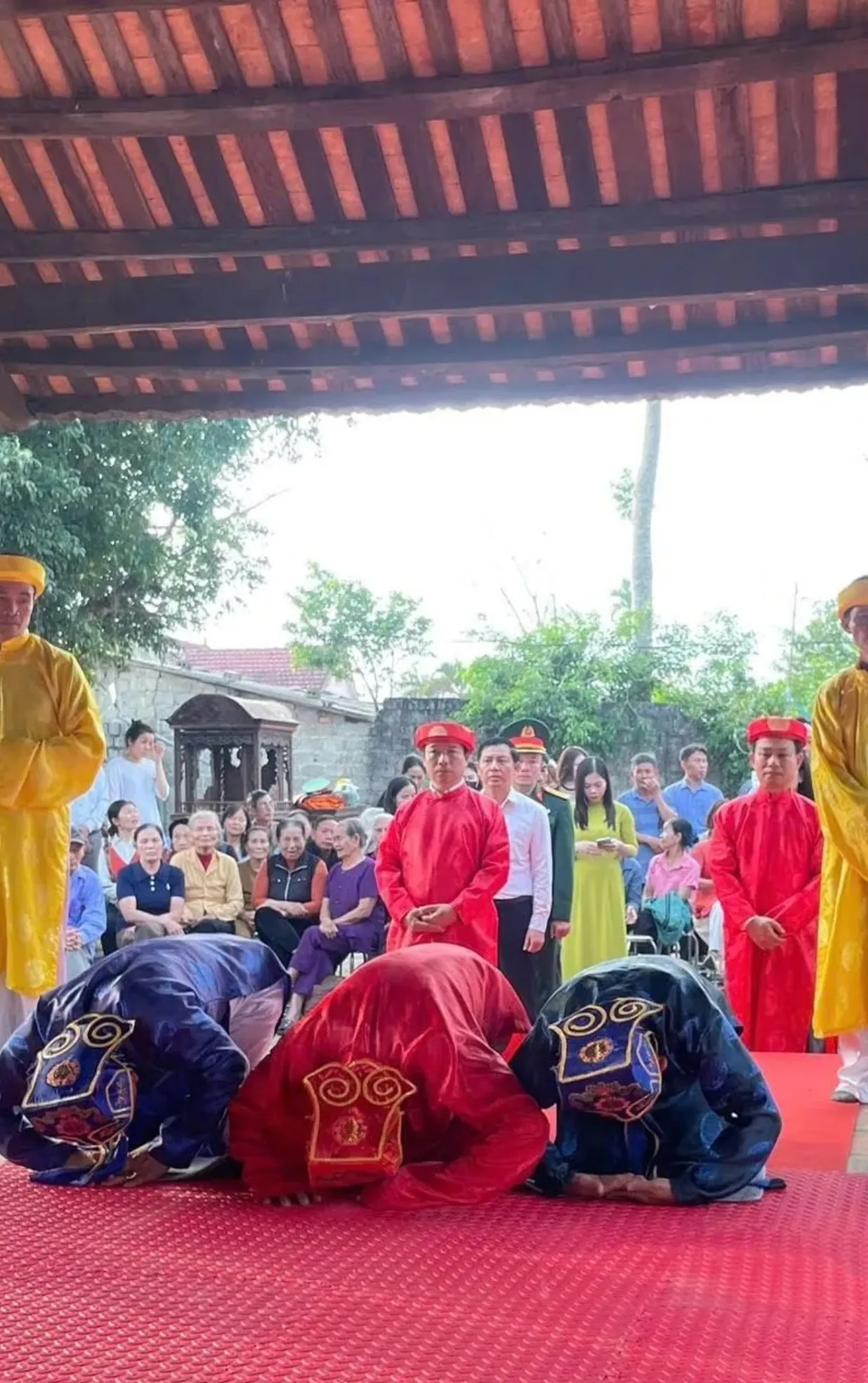Lễ hội đền Làng Lụi