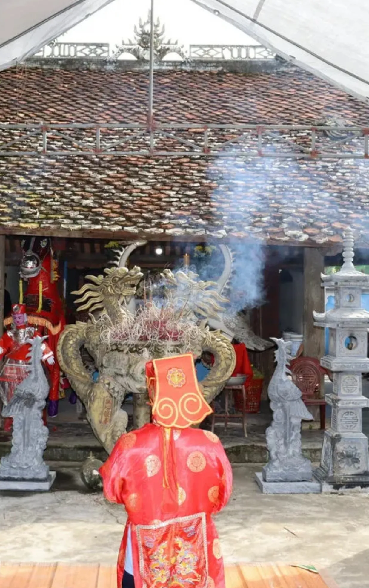 Lễ hội Đền Linh Kiếm