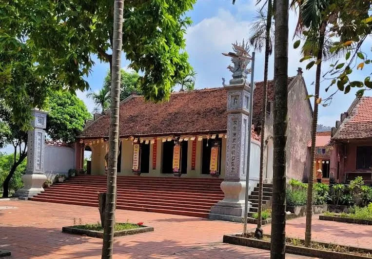 Chùa Thánh Lâm Tự (Chùa Bãi)