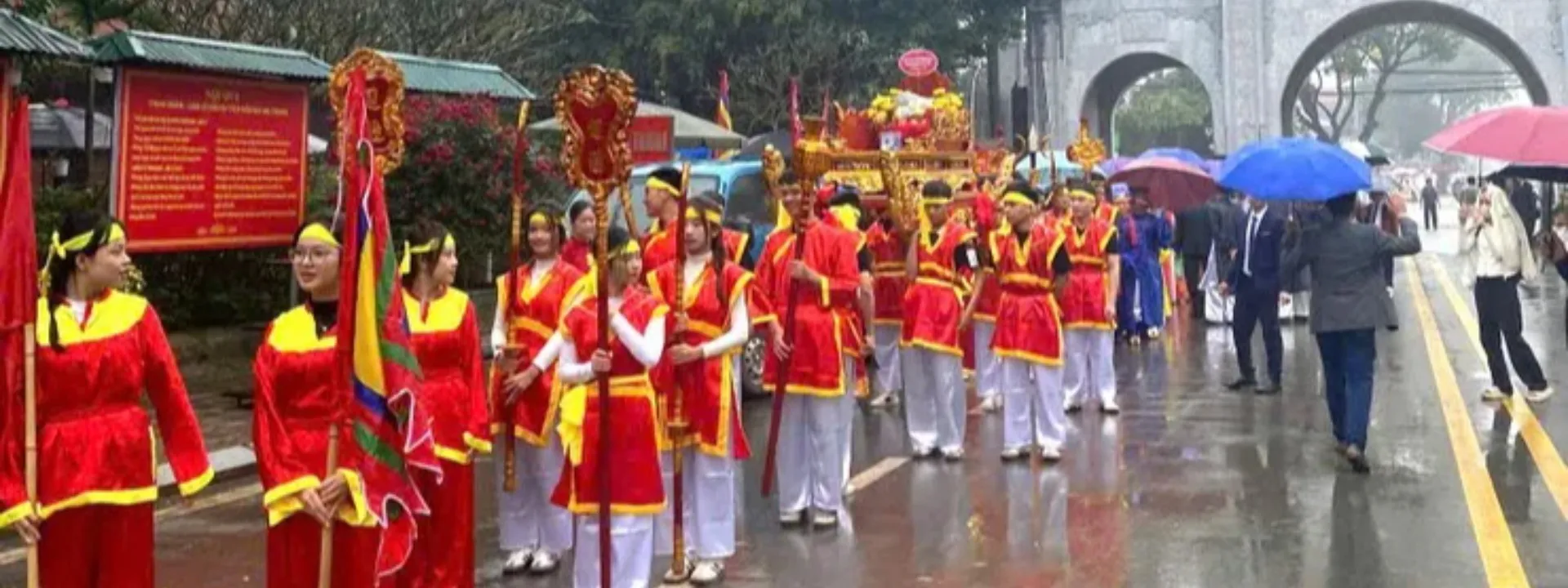 Lễ hội làng Yên Ninh