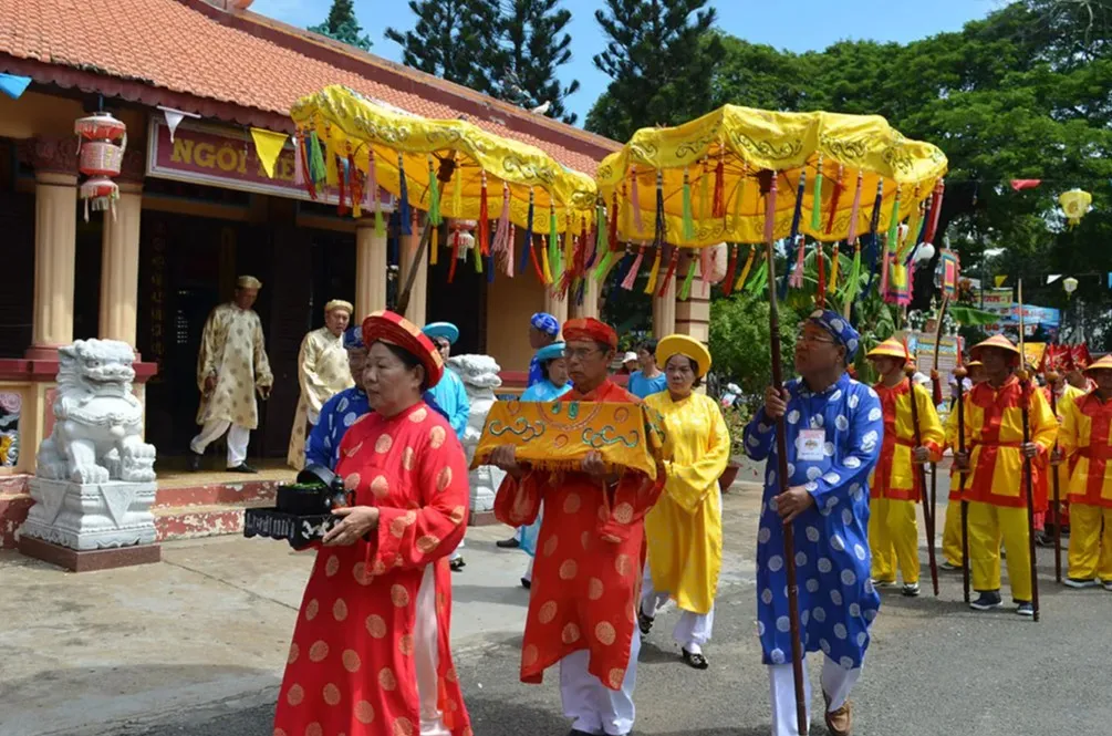 Lễ Cúng Miếu Bà Ngũ Hành