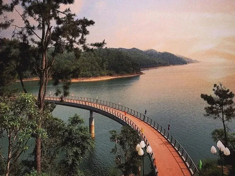 Tổng quan Hồ Kẻ Gỗ
