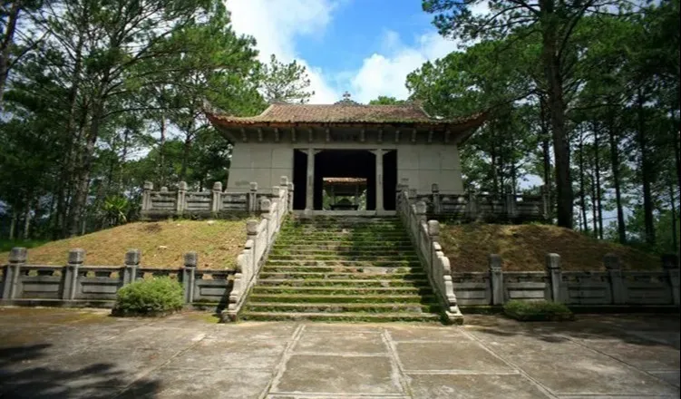 Tổng quan Lăng Nguyễn Hữu Hào