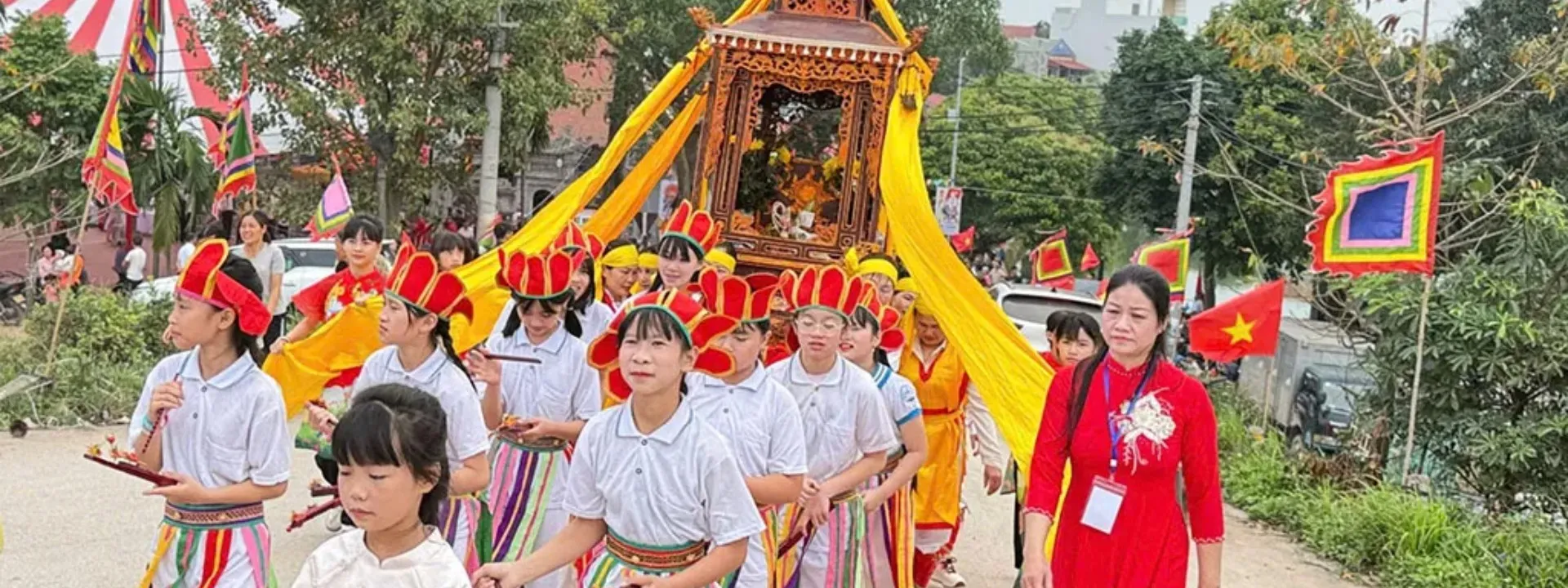 Lễ hội đình Lạc Thủy
