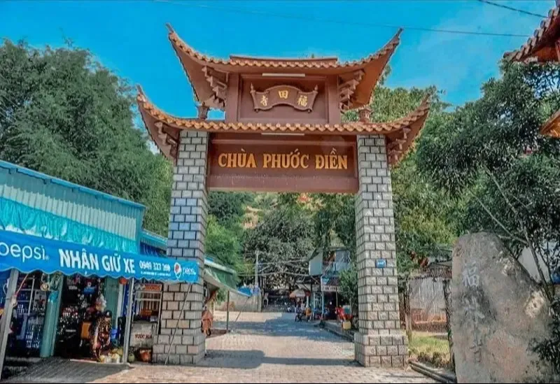 Tổng quan Chùa Hang