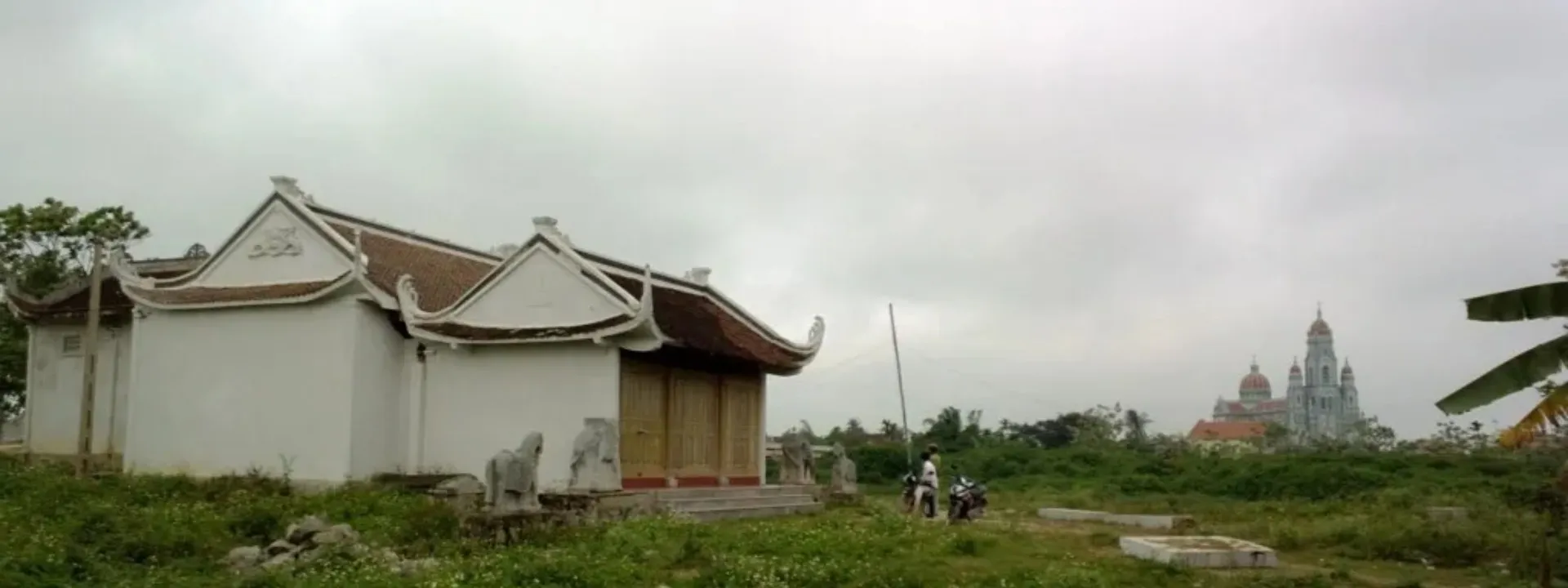 Mộ và Đền thờ Sát Hải Đại Vương Hoàng Tá Thốn