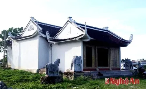 Mộ và Đền thờ Sát Hải Đại Vương Hoàng Tá Thốn