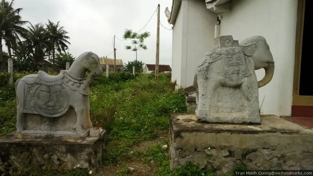 Tổng quan Mộ và Đền thờ Sát Hải Đại Vương Hoàng Tá Thốn