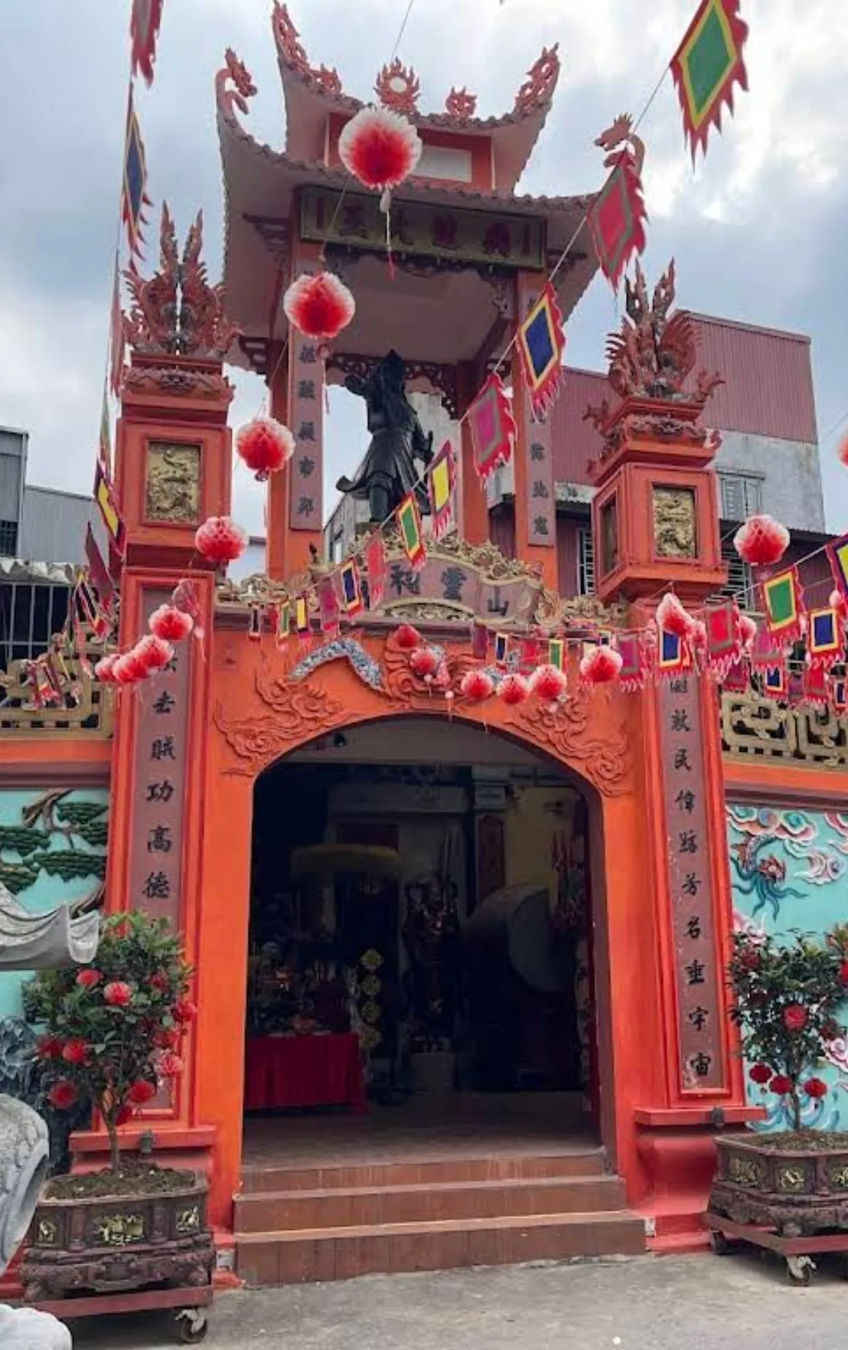 Đền Sơn Hải