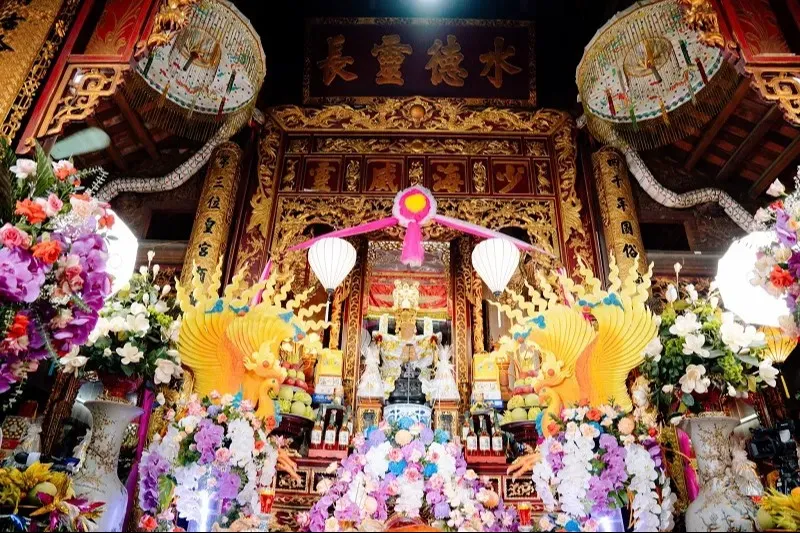 Tổng quan Đền Lảnh Giang