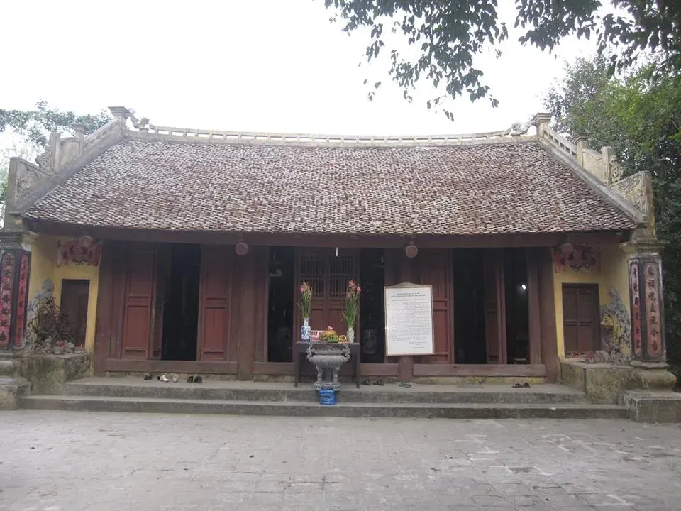 Đền Vua Rộc