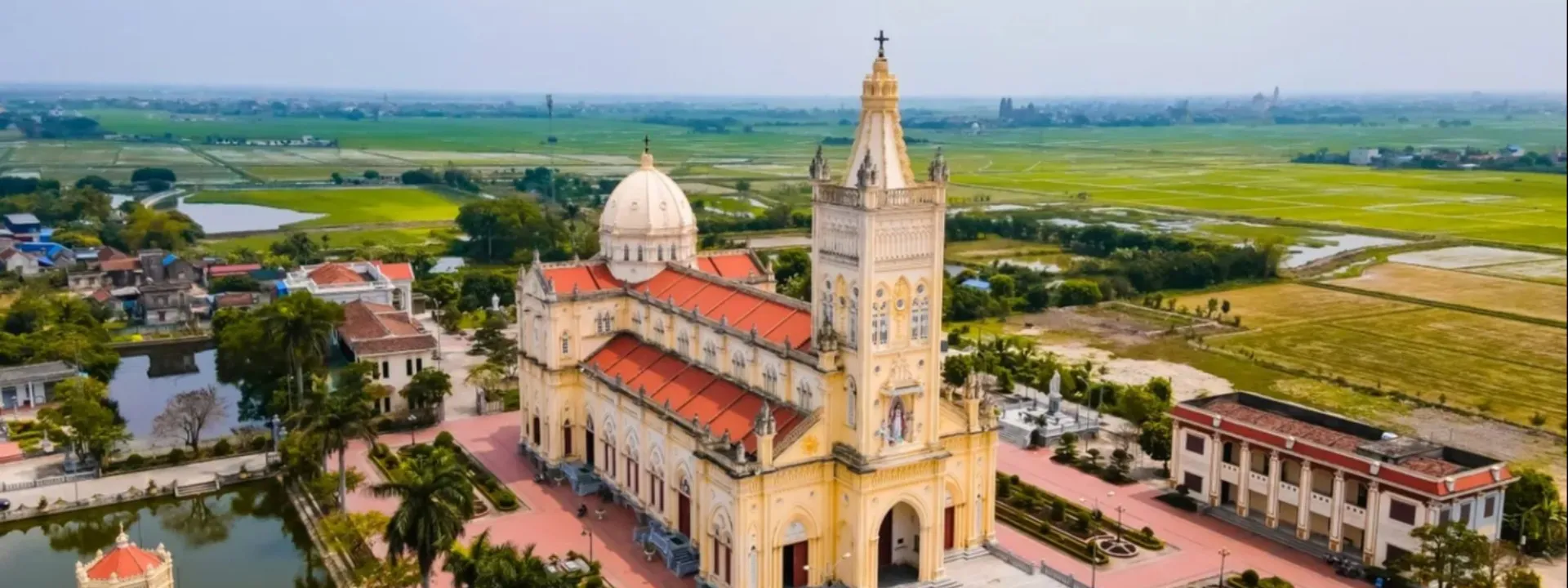 Đền Thánh Báo Đáp