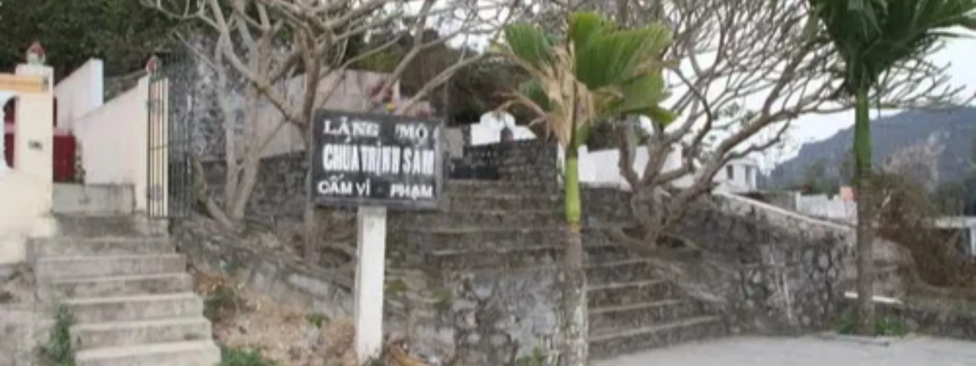Mộ Chúa Trịnh Sâm