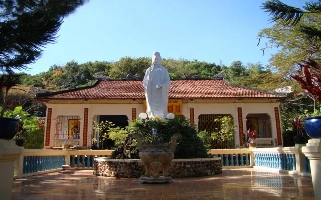 Chùa Phù Dung