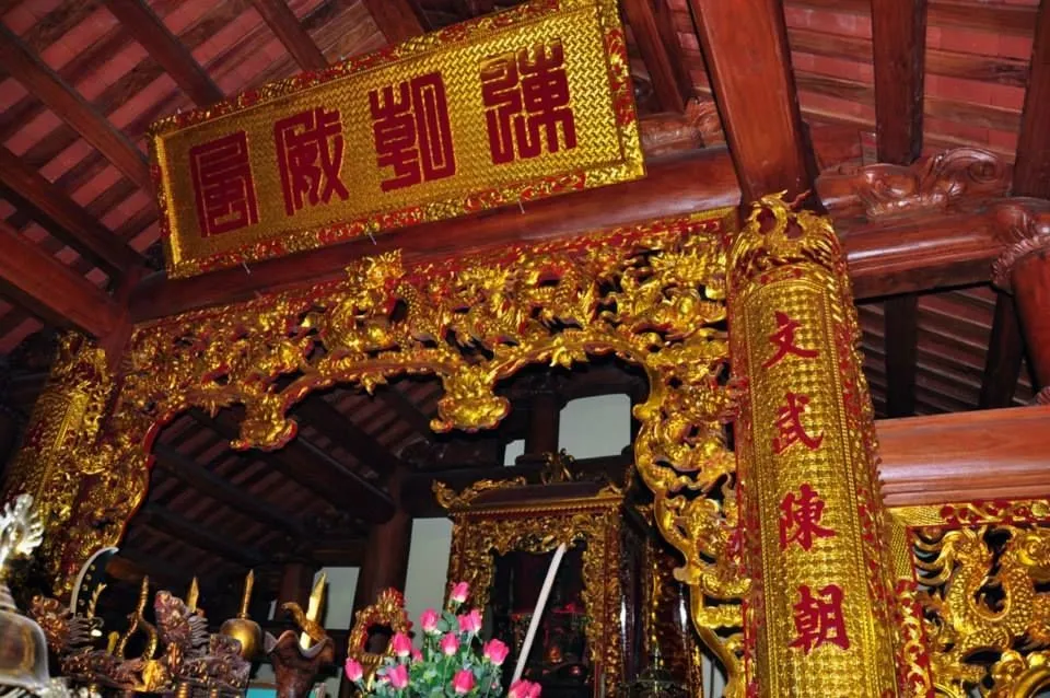Tổng quan Đền A Sào