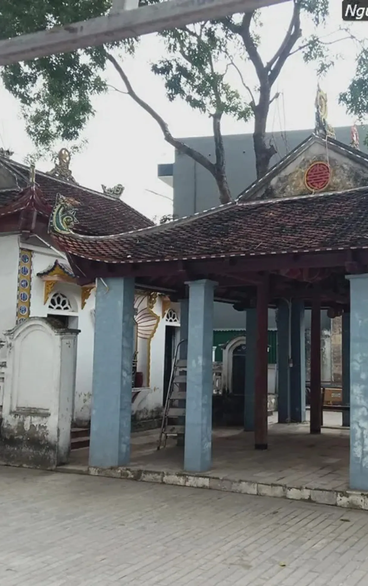 Quán Bến