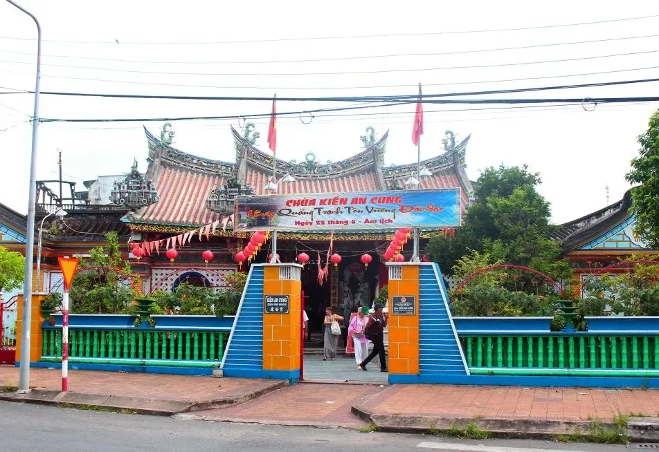 Tổng quan Chùa Kiến An Cung