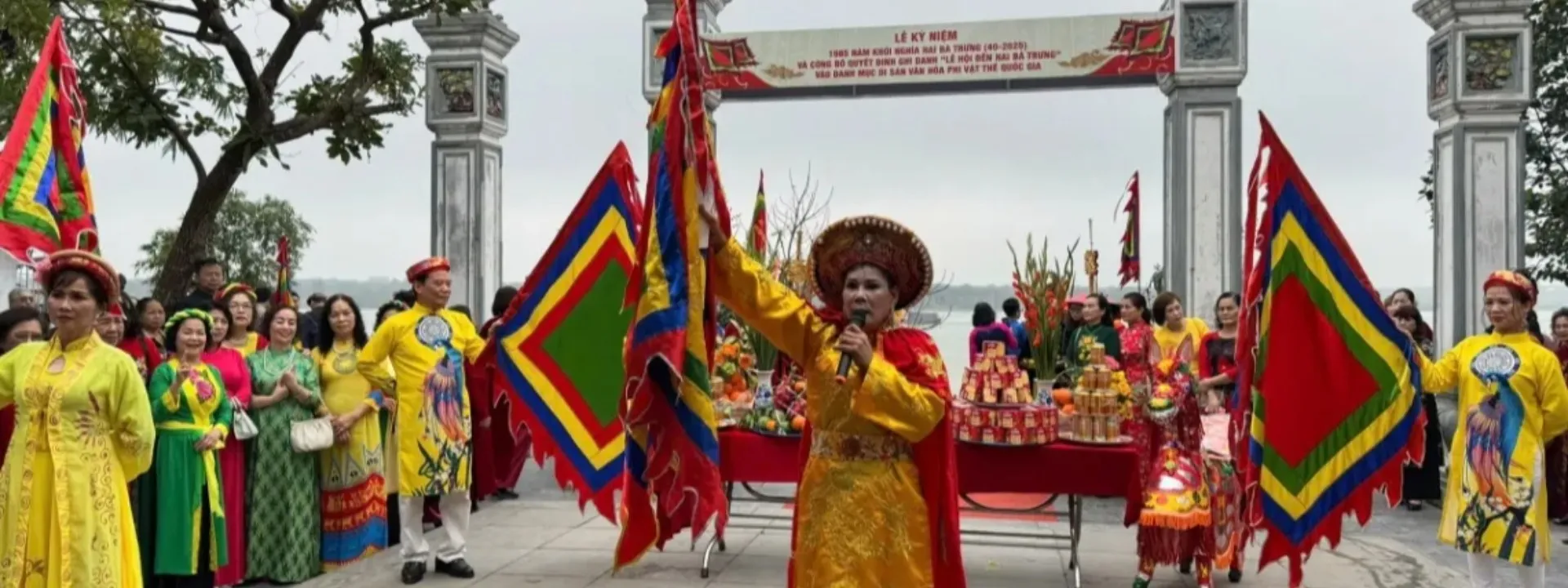 Lễ hội đền Đồng Nhân