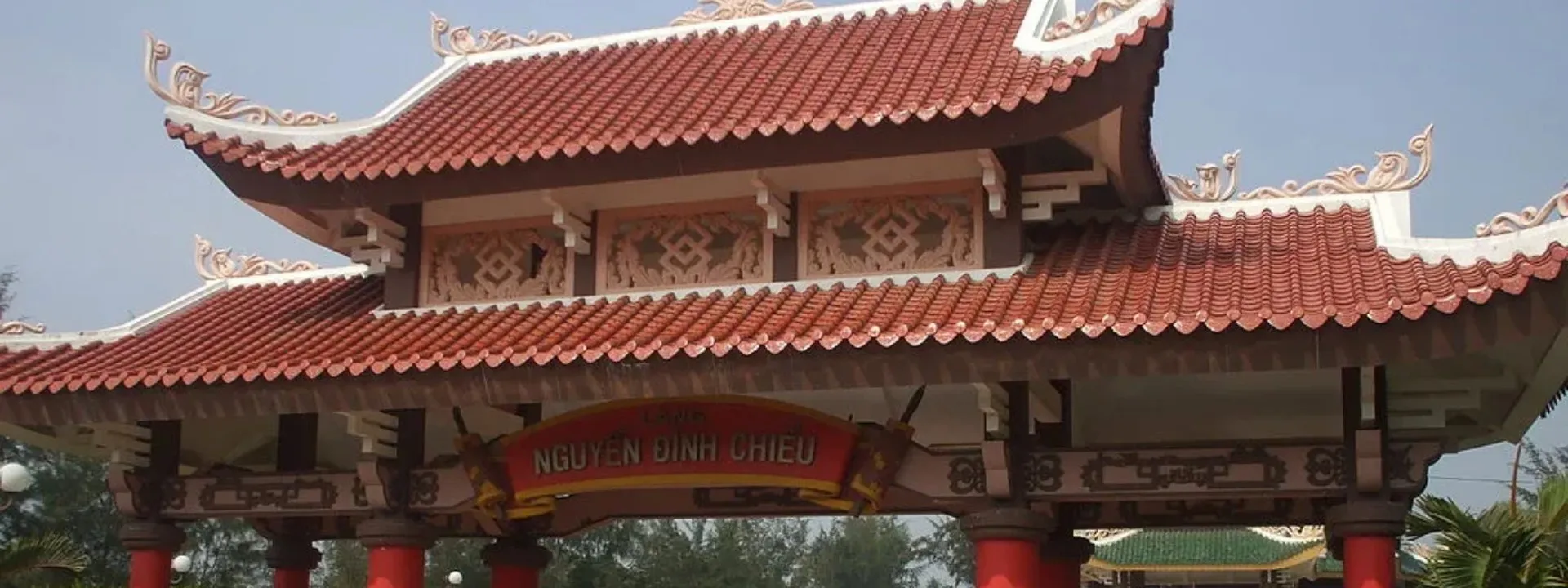 Mộ Và Khu Tưởng Niệm Nguyễn Đình Chiểu