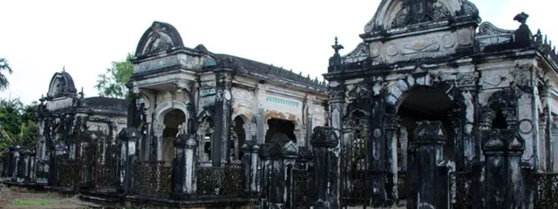 Khu mộ họ Trần