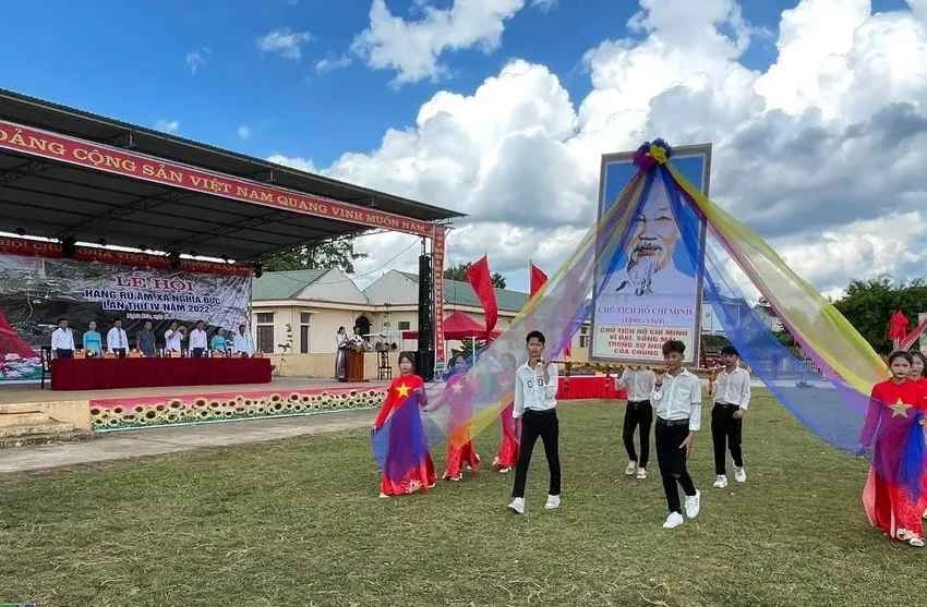 Lễ Hội Hang Rú Ấm