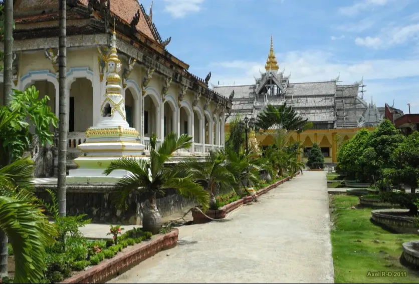 Chùa Tri Tân (Chùa Kompong Ksane)