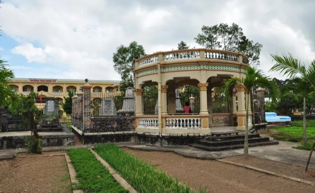 Tổng quan Khu mộ dòng họ Tạ