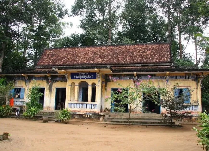 Chùa Sam Rông Ek
