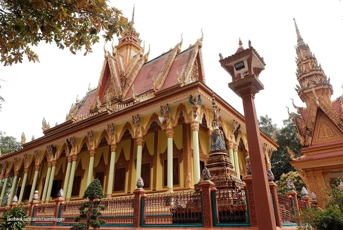 Chùa Điệp Thạch (Chùa Selatro)