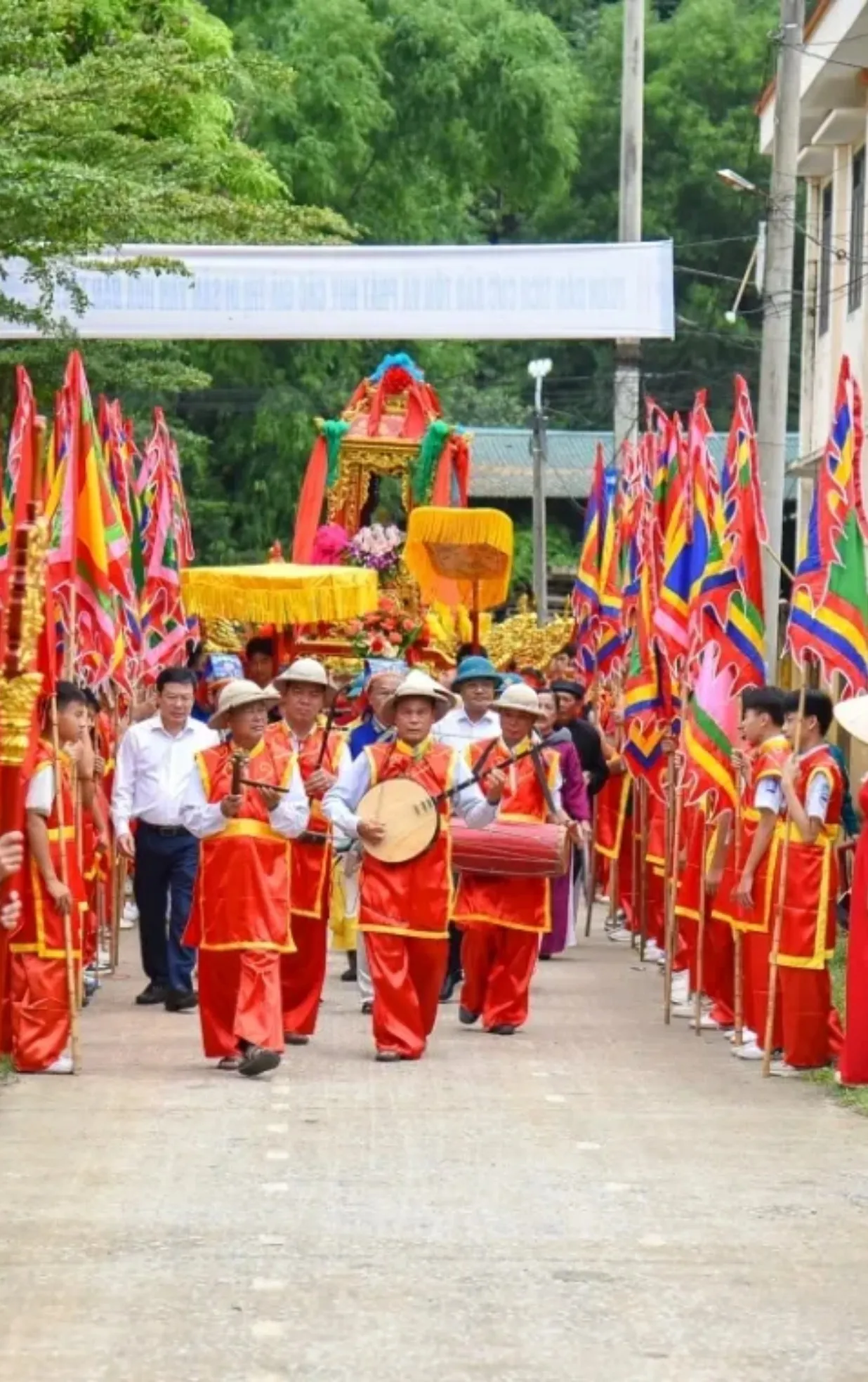 Lễ hội Đền Lăng