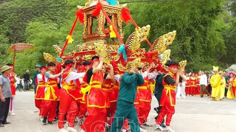Lễ hội Đền Lăng