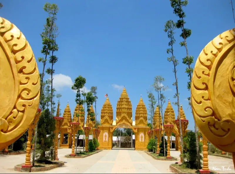 Tổng quan Chùa Vàm Ray