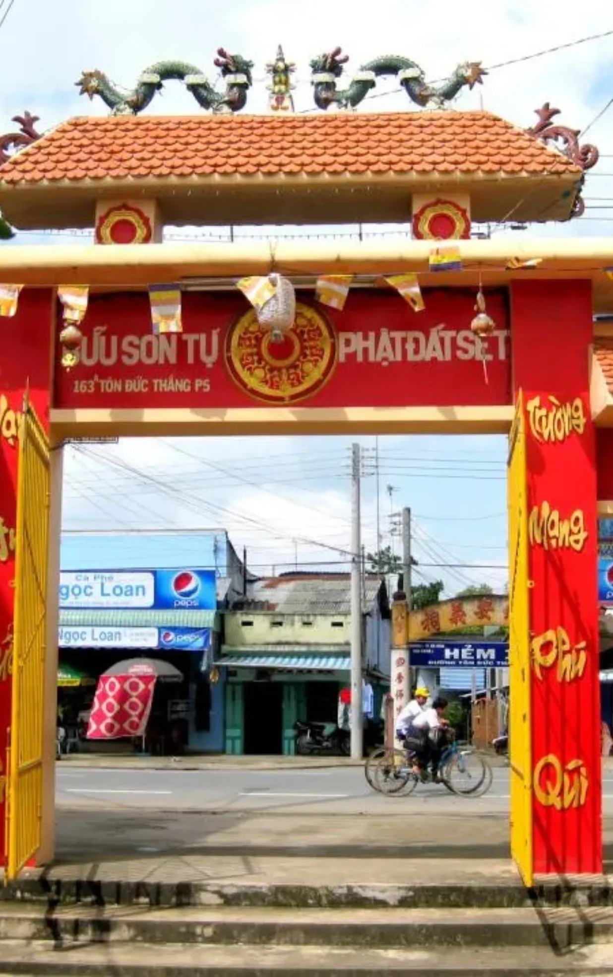 Chùa Đất Sét (Bửu Sơn Tự)