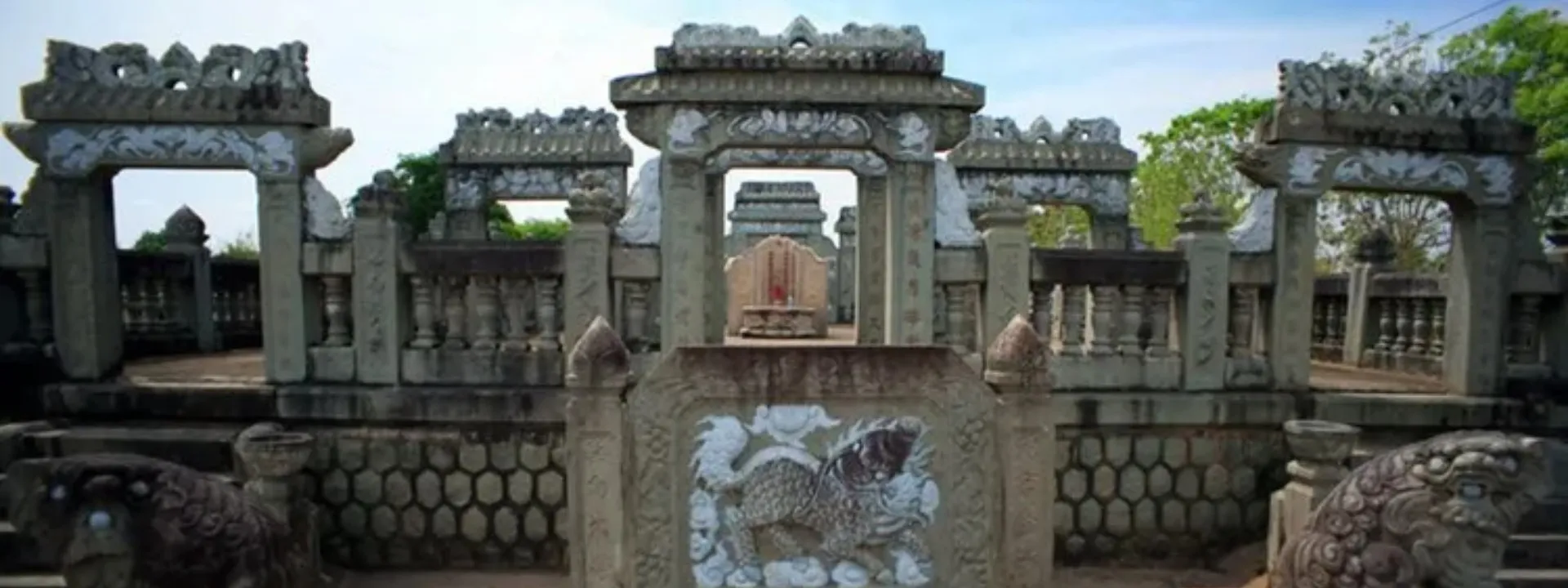 Mộ Đốc phủ Cao Minh Thạnh