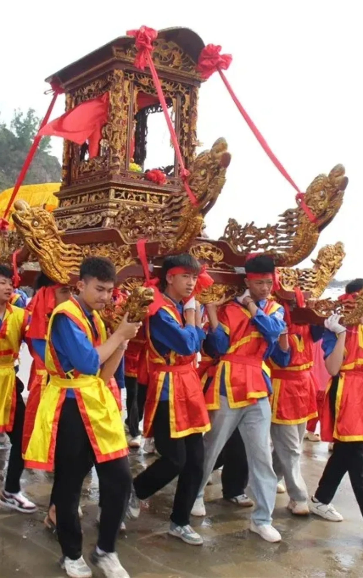 Lễ hội Đền Quy Lĩnh