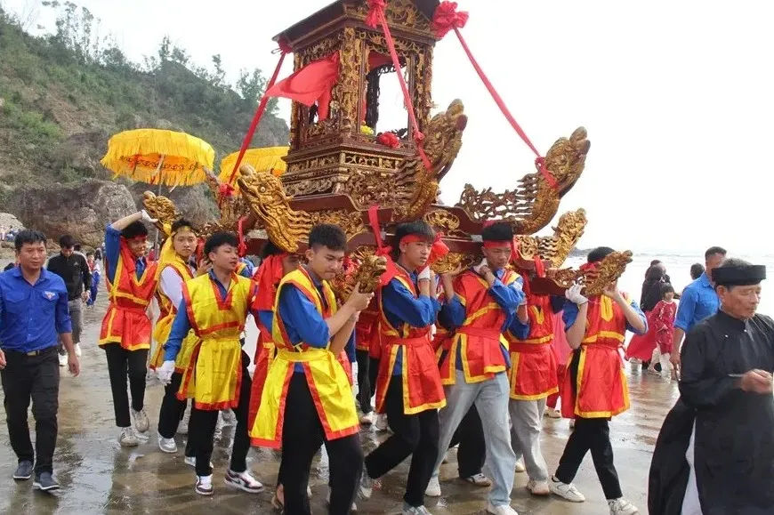 Lễ hội Đền Quy Lĩnh