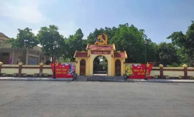 Nhà Lưu Niệm Đồng Chí Hà Huy Tập