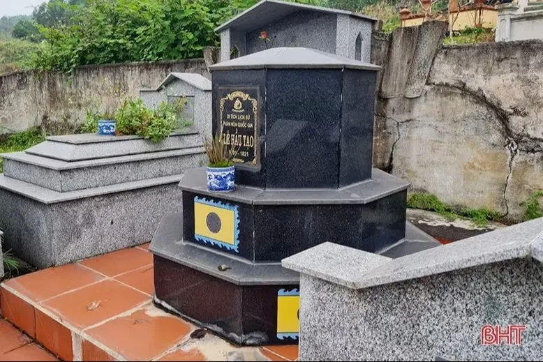 Mộ Và Nhà Thờ Lê Hầu Tạo
